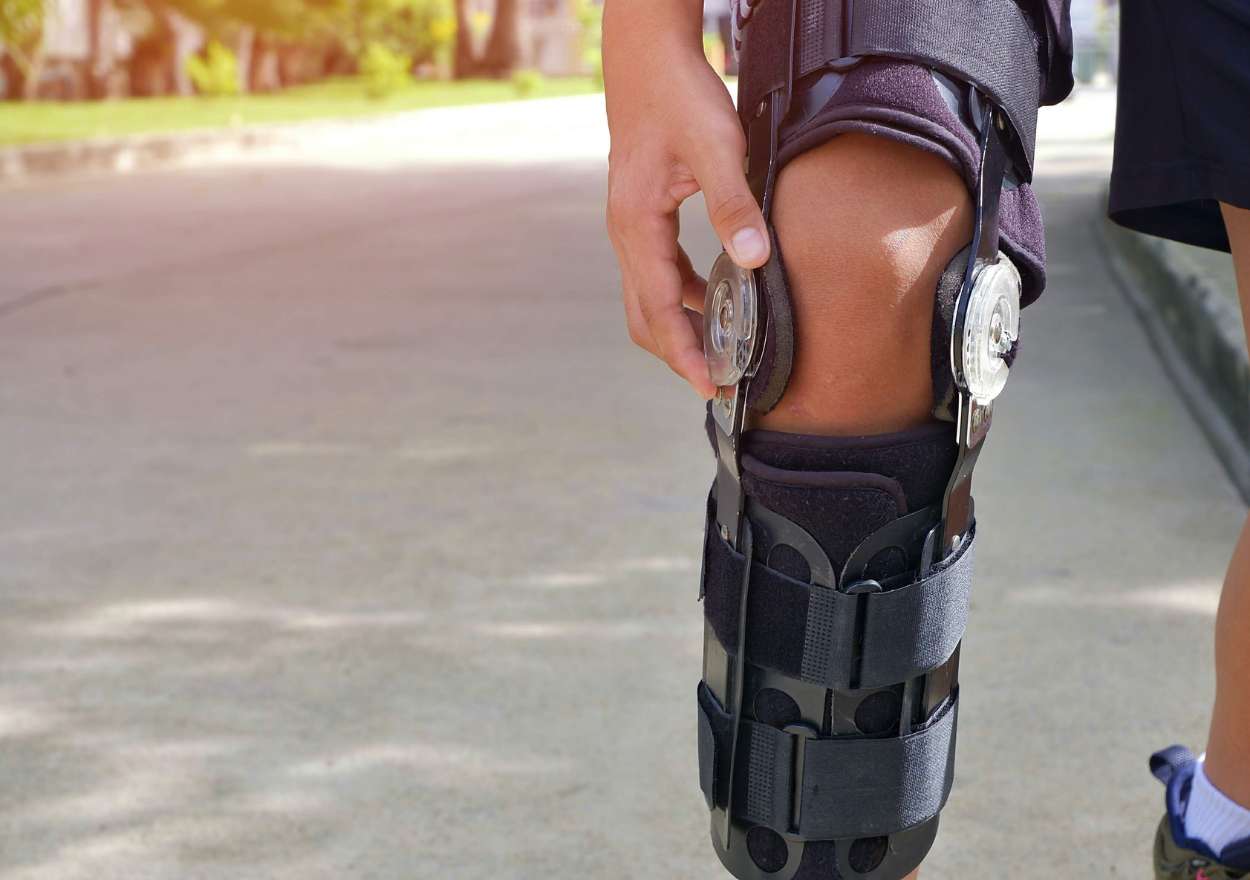 https://medifusioncorp.com/assets/media/leg-brace-1.jpg